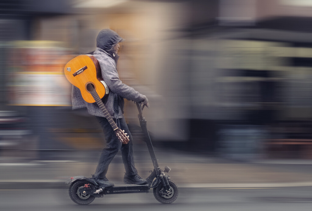  Mobile Musician by helenw2
