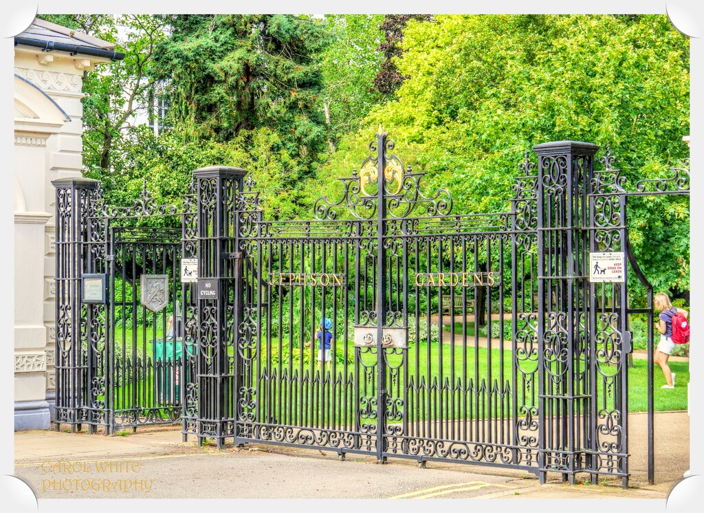 Entrance Gates,Jephson Gardens,Royal Leamington Spa by carolmw