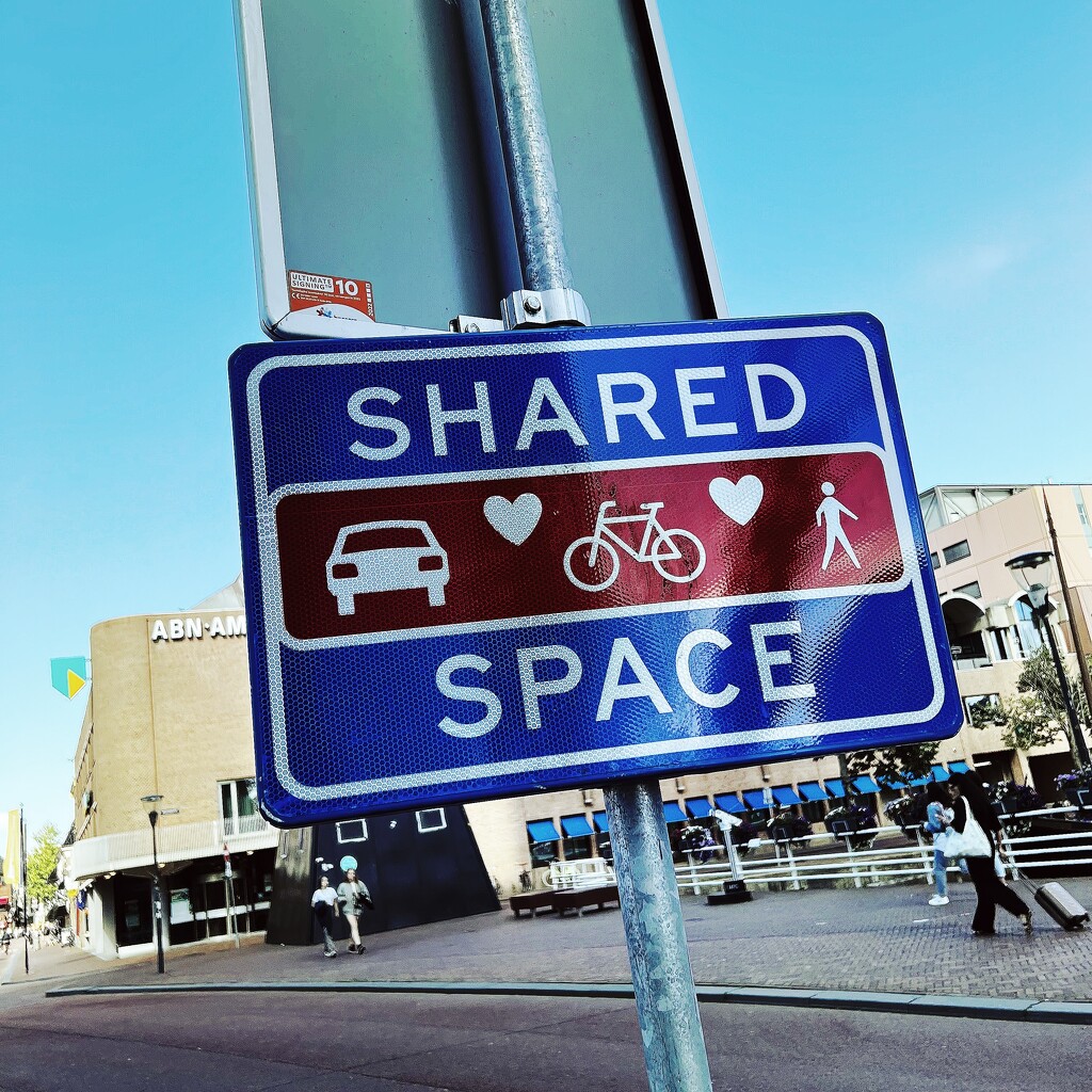 Shared space by mastermek
