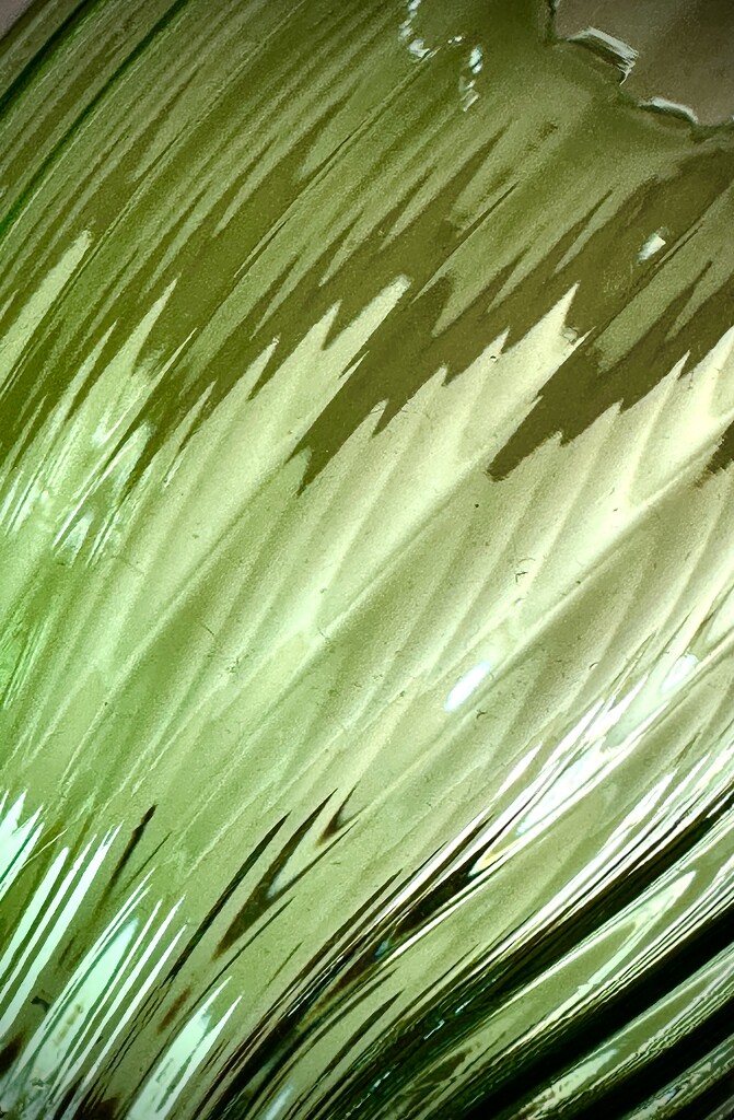 Abstract in Green Glass by tinker_maniac
