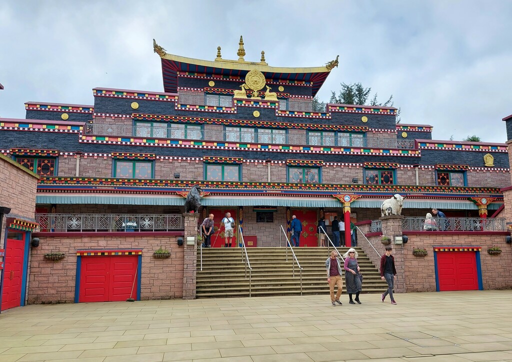 Samye Ling Tibetan Buddhist Temple by samcat