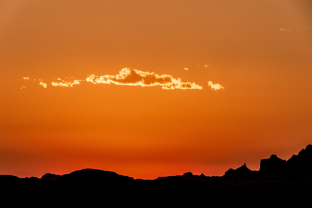 Badlands Sunset by kvphoto