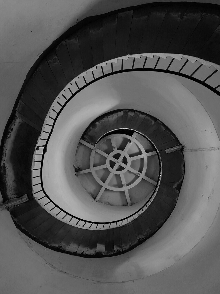 Lighthouse spiral shairs in B&W by neil_ge