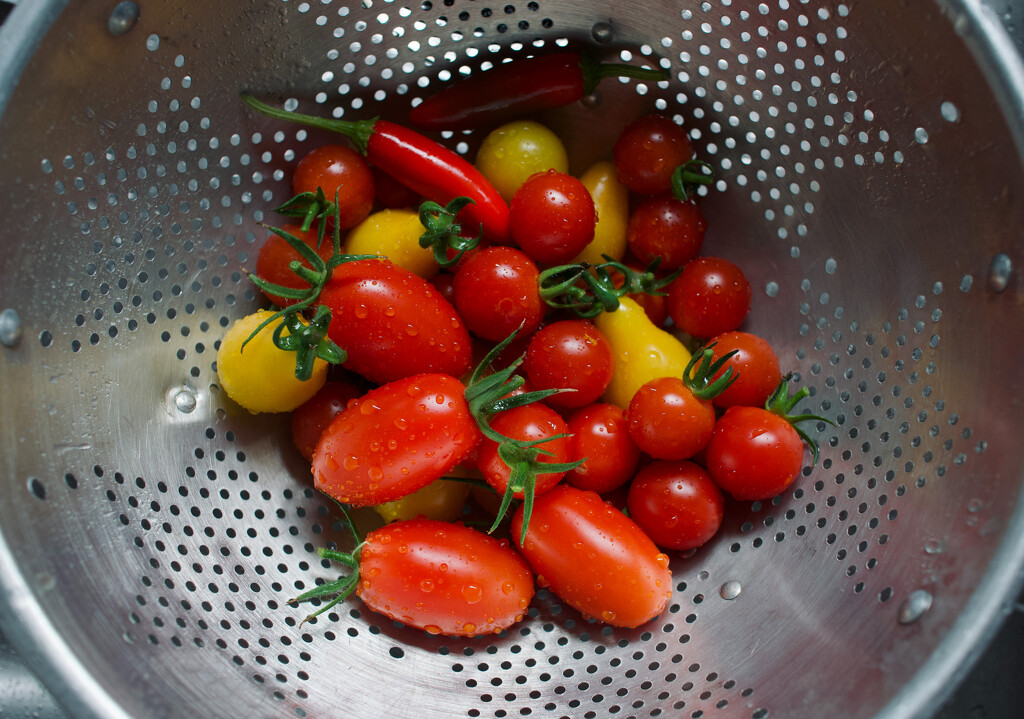 Salsa picante in the making by cristinaledesma33