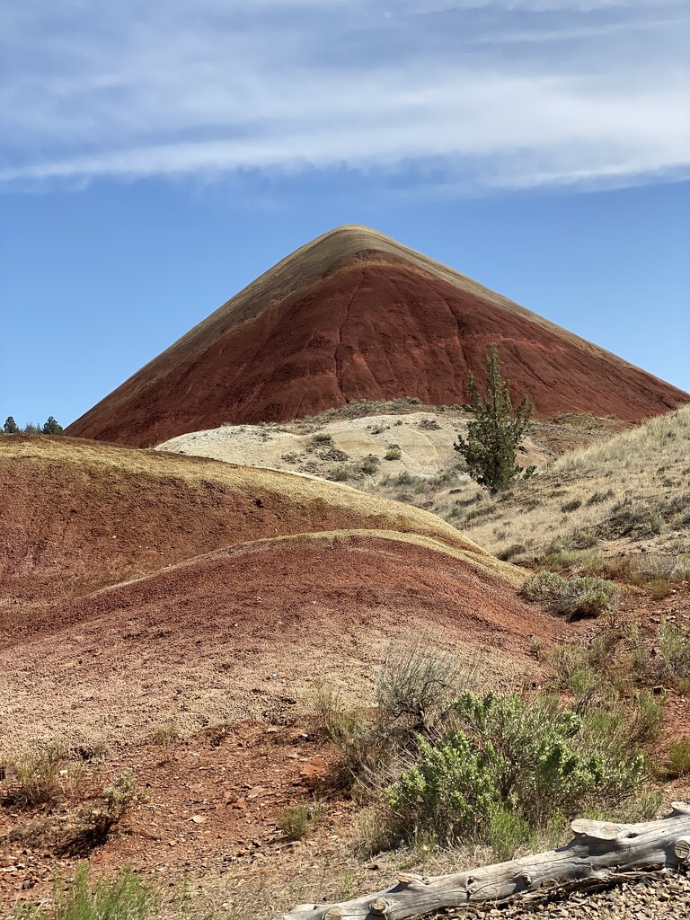 Painted Hills by tapucc10
