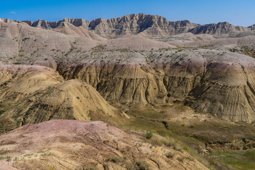Yellow Mounds in Badlands NP by k9photo
