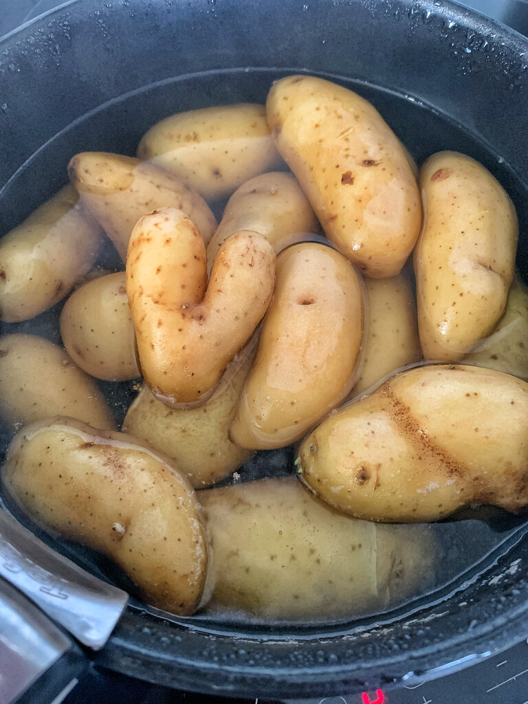 Potatoes heart.  by cocobella