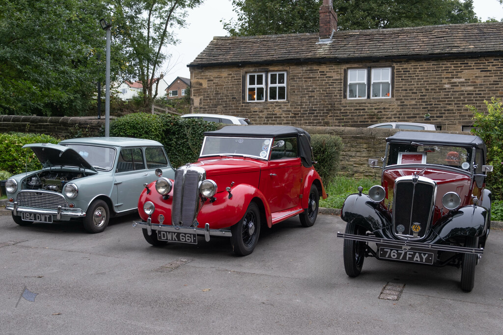 Classic Car Show Fulneck by lumpiniman