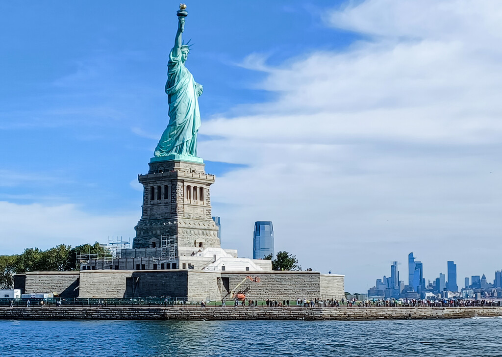 Statue of Liberty by busylady