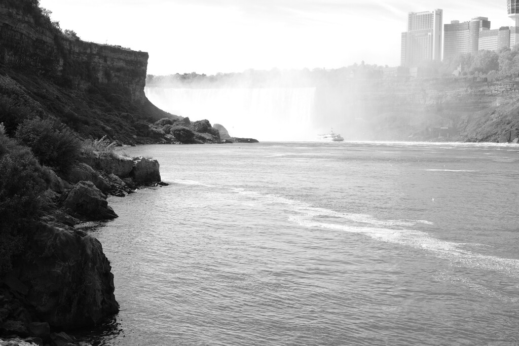 Niagara Falls.  NF-SOOC by lsquared