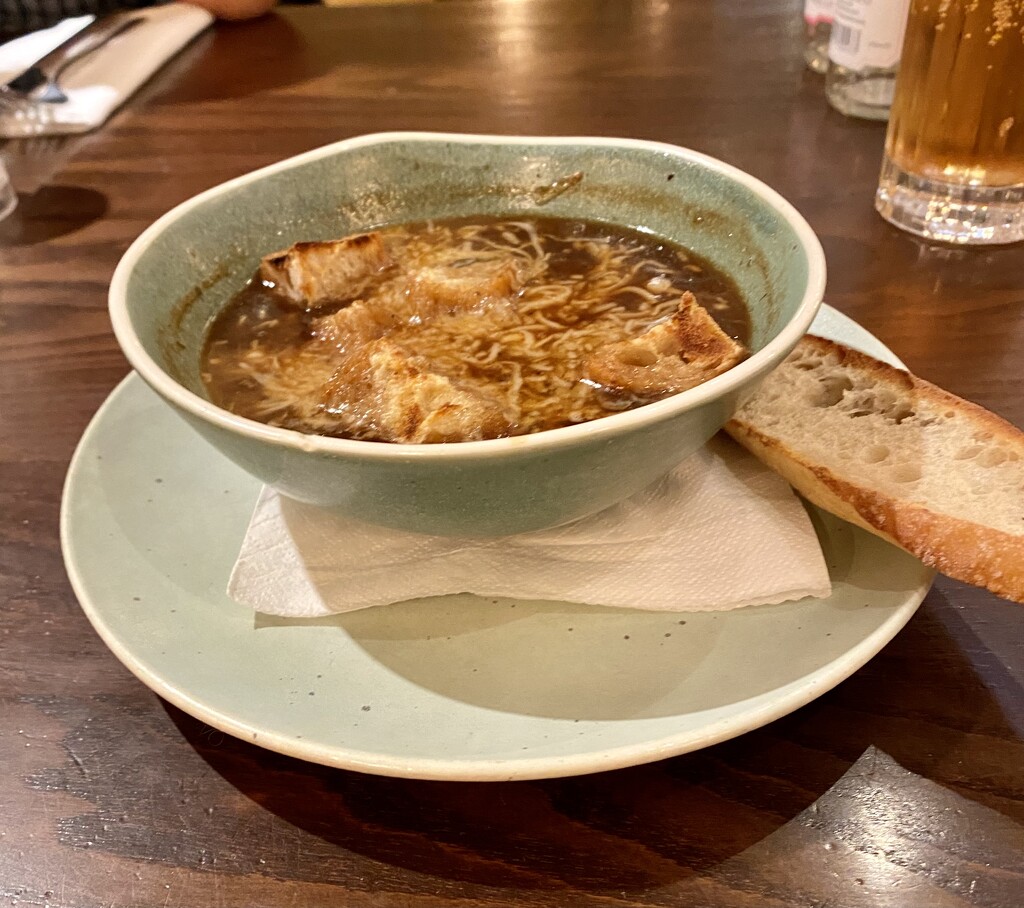 French Onion Soup by gillian1912
