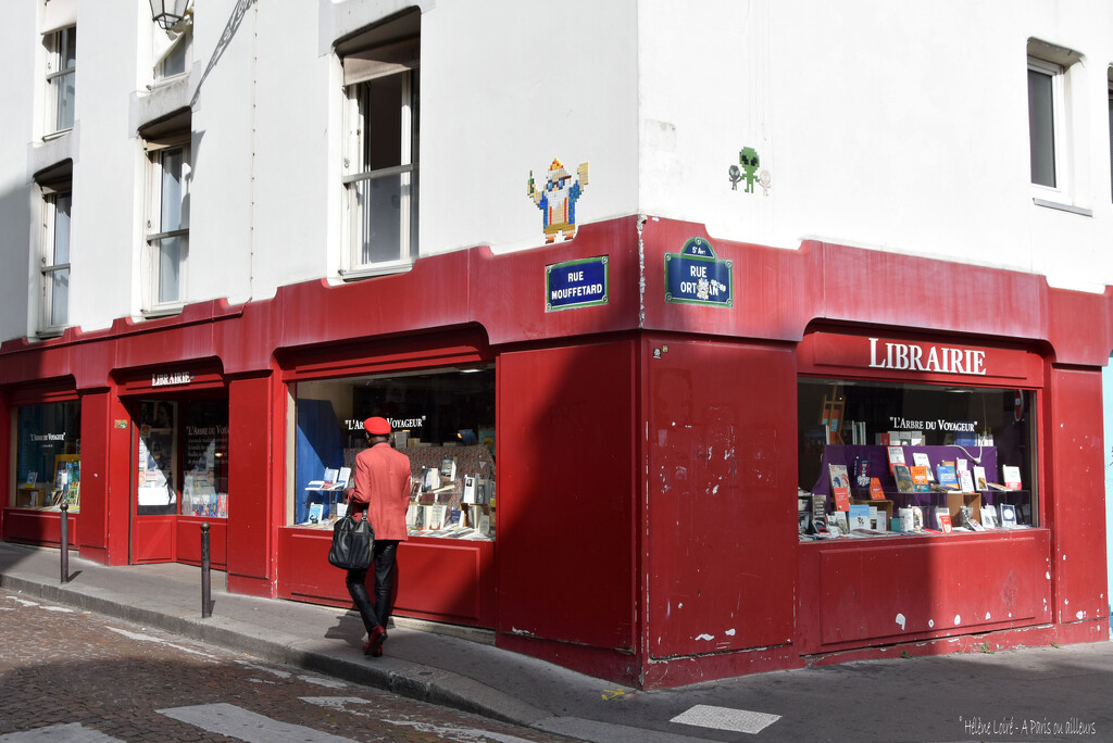 book store by parisouailleurs