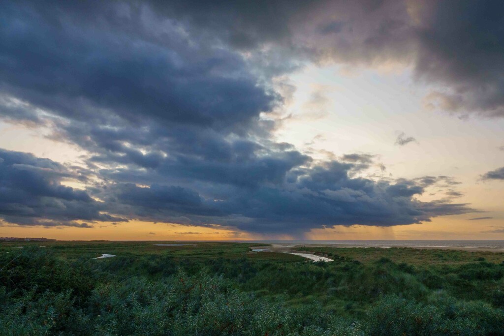 Storm out to sea. by padlock