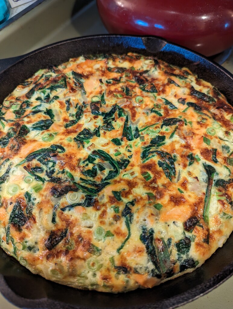Spinach and Salmon Frittata by kathybc
