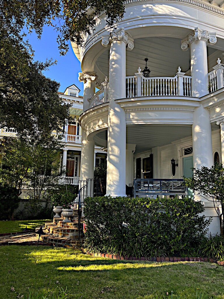 Bed and Breakfast inn, Charleston Historic District by congaree