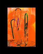 11th Oct 2023 - Paperclips in a Weird Orange Glow mundane-paperclip2