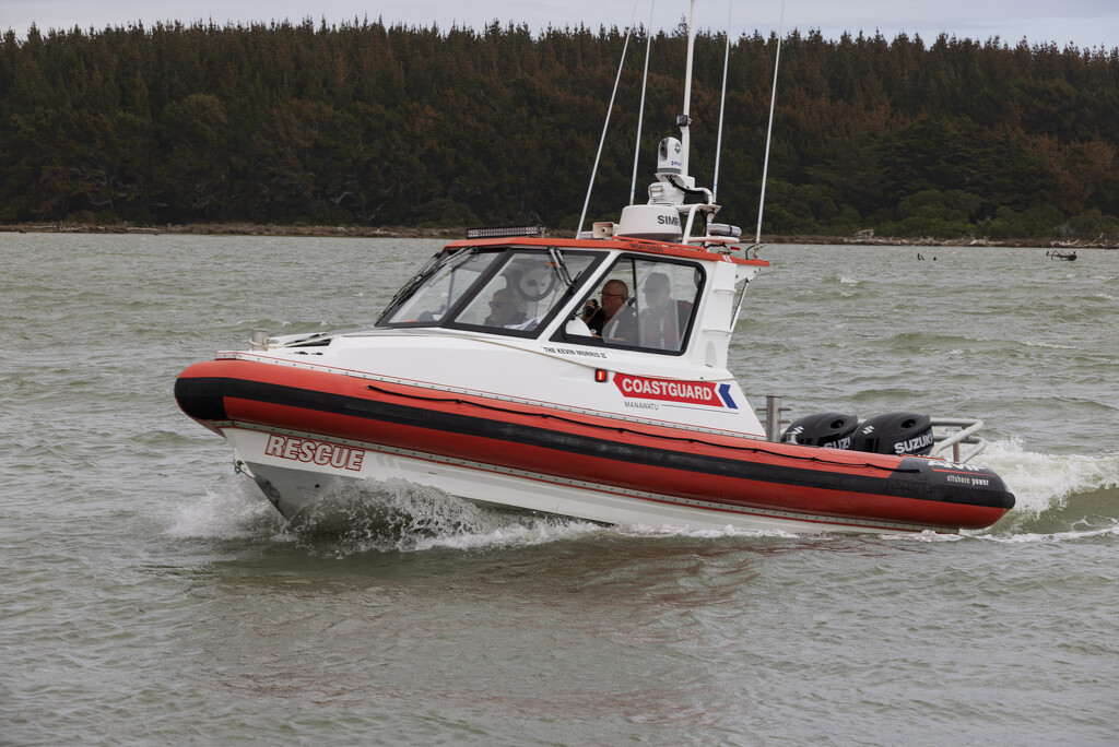 Coastguard to the rescue by suez1e