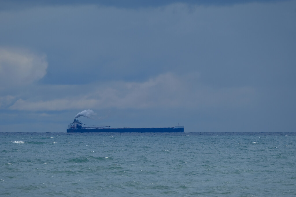 Heading to Duluth Harbor by tosee