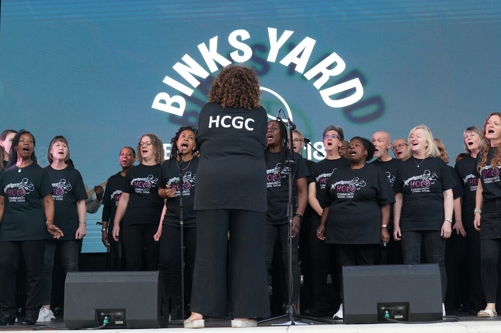 Hope Community Gospel Choir Sing by phil_howcroft
