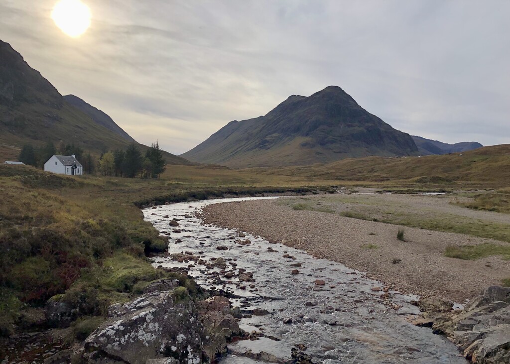 Lagangarbh hut, Glencoe by clearlightskies