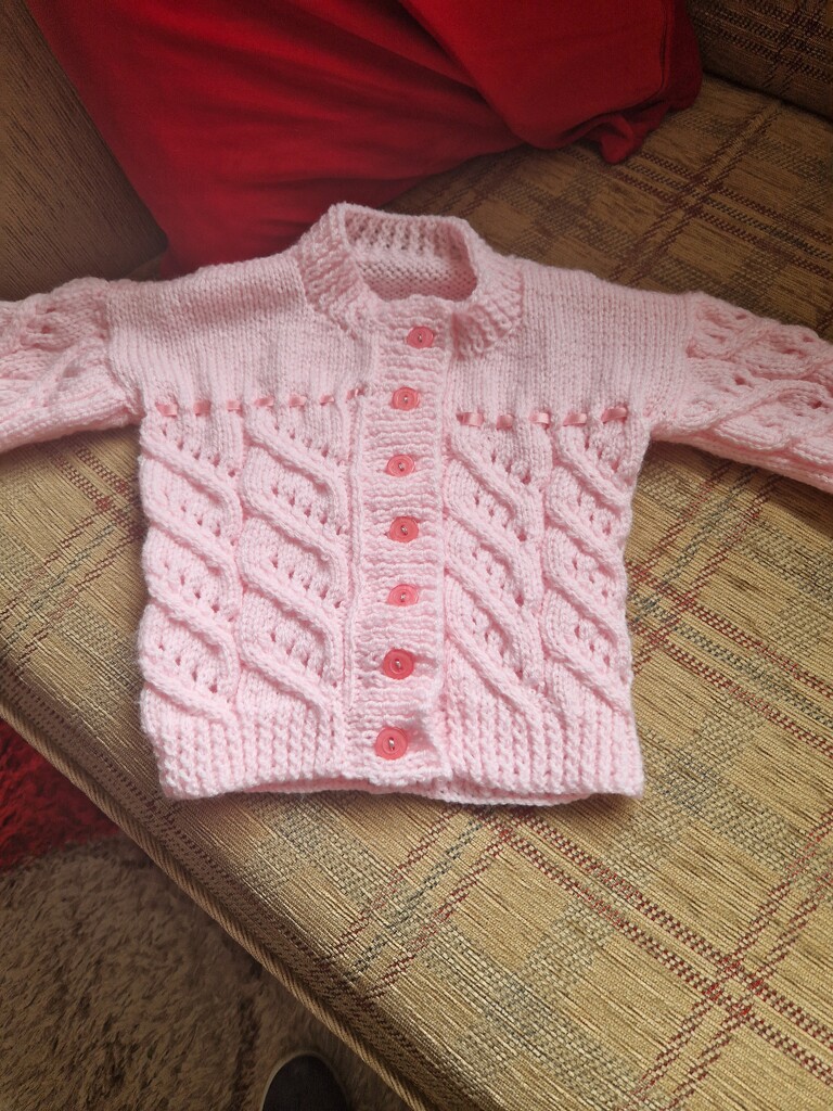 Hand knit by mumswaby