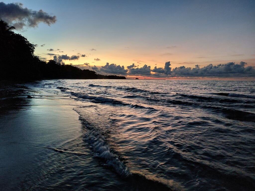 Caribbean sunset by samraw