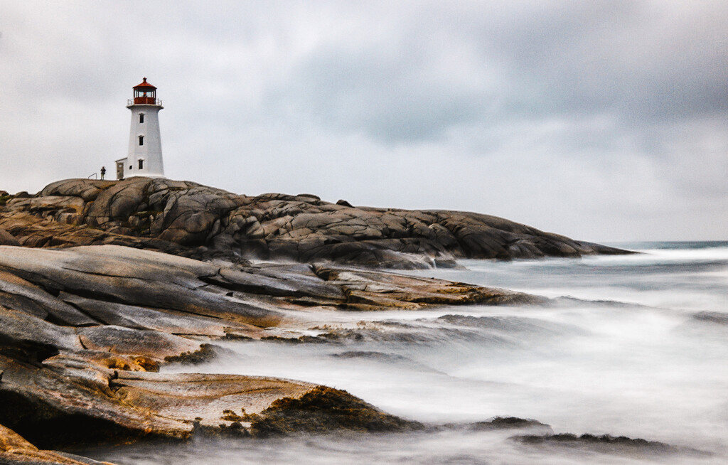 Peggys Cove Lighthouse by pdulis