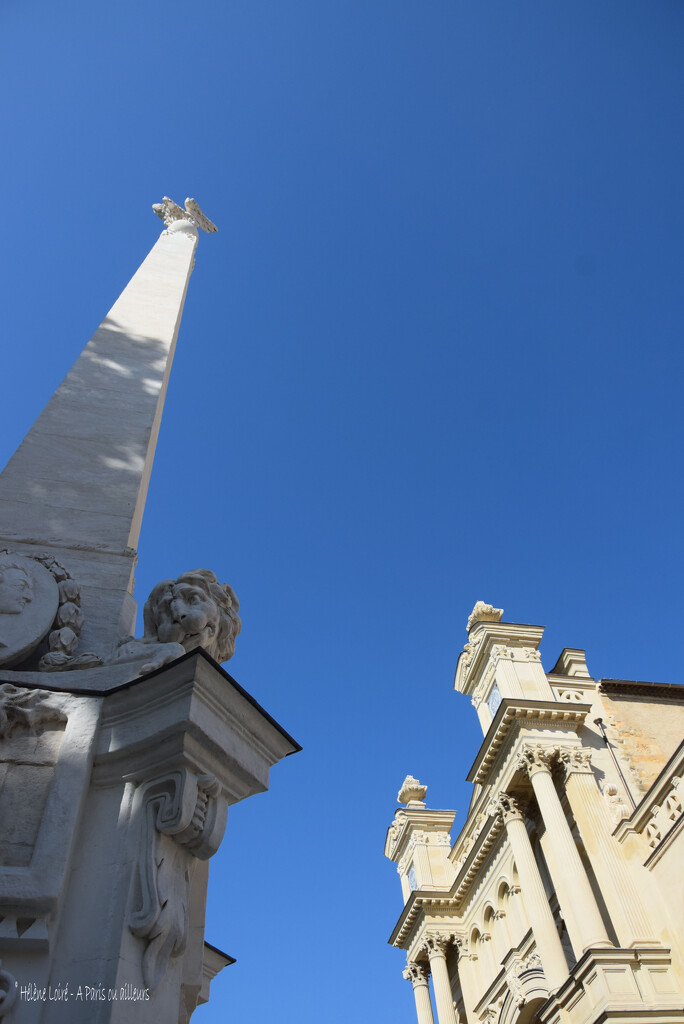 blue sky in Aix en Provence by parisouailleurs