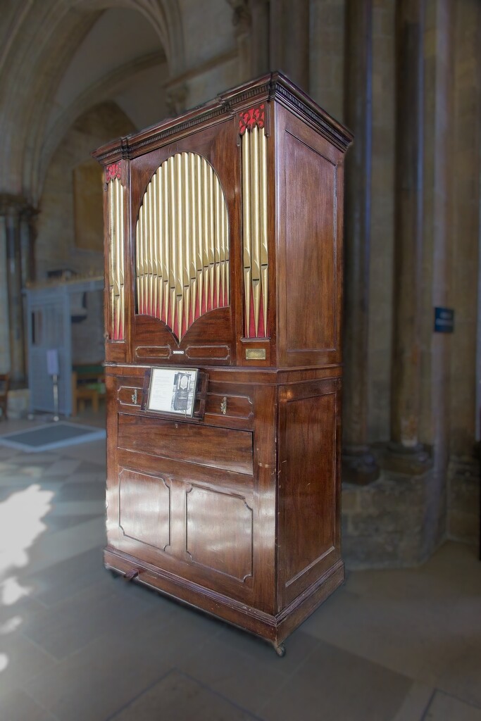 Chamber Organ by billyboy