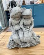25th Oct 2023 - Frog Couple