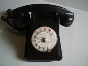 5th Aug 2023 - Old French Phone