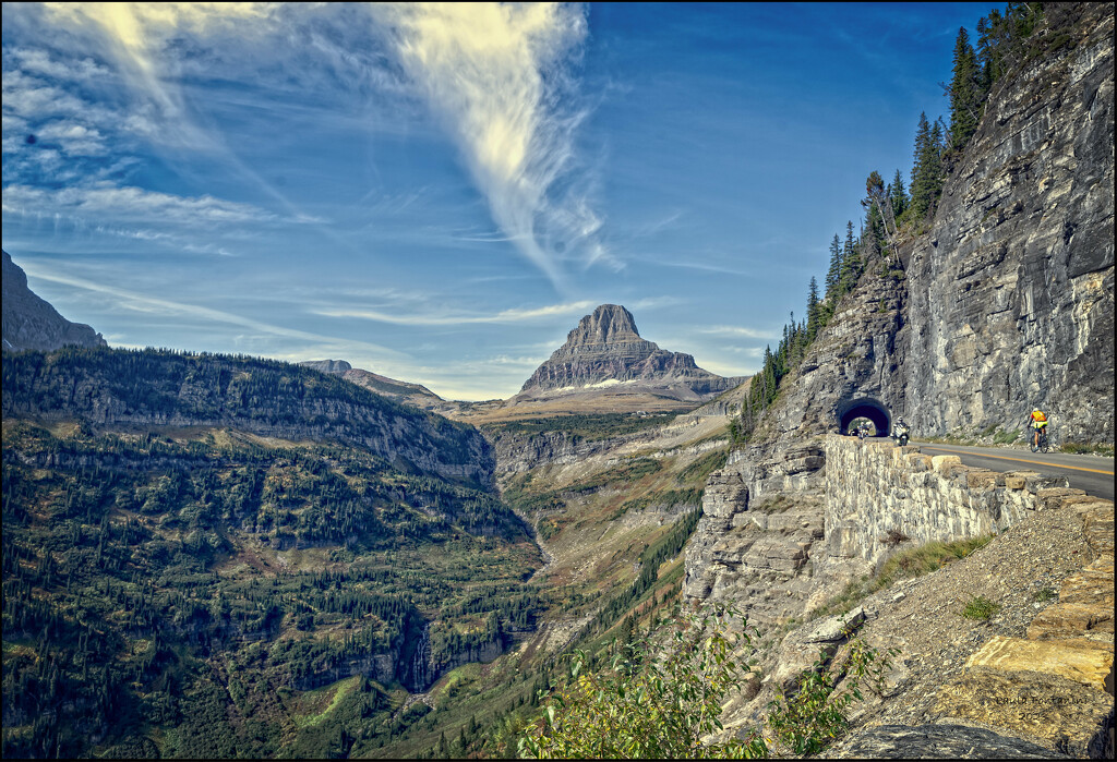 Going to the Sun Road by bluemoon