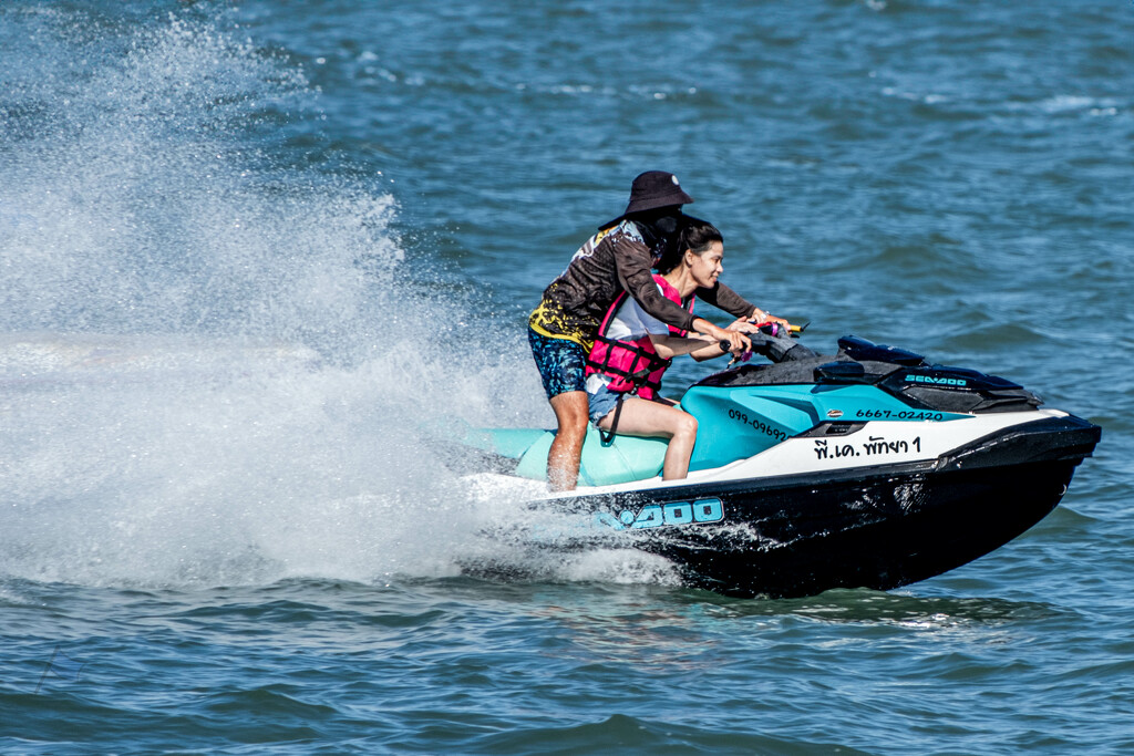 Jet Ski Pattaya Beach by lumpiniman