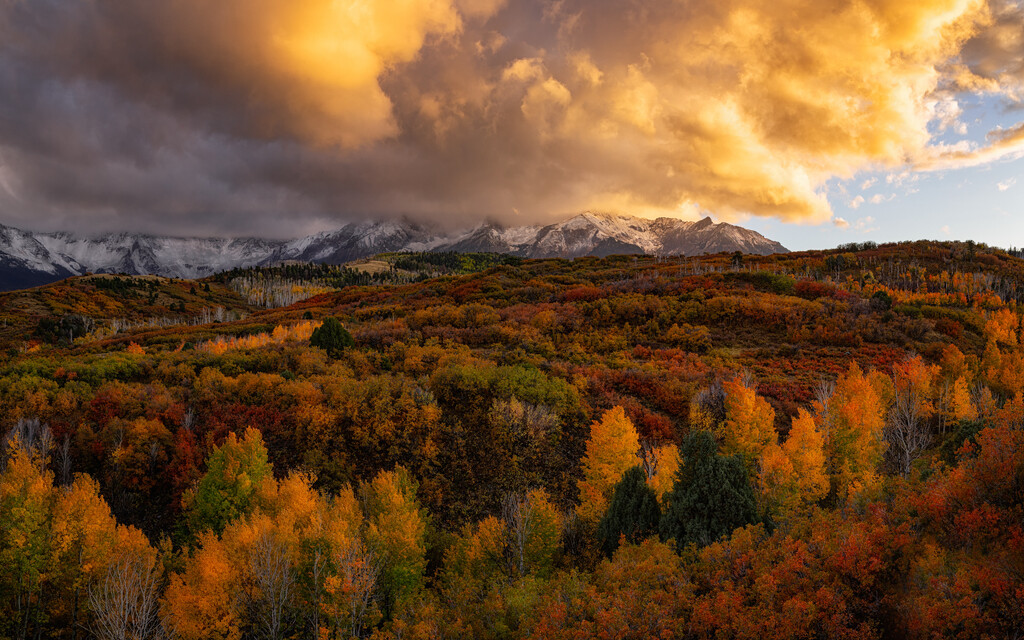 Glorious Mountain Sunset by exposure4u