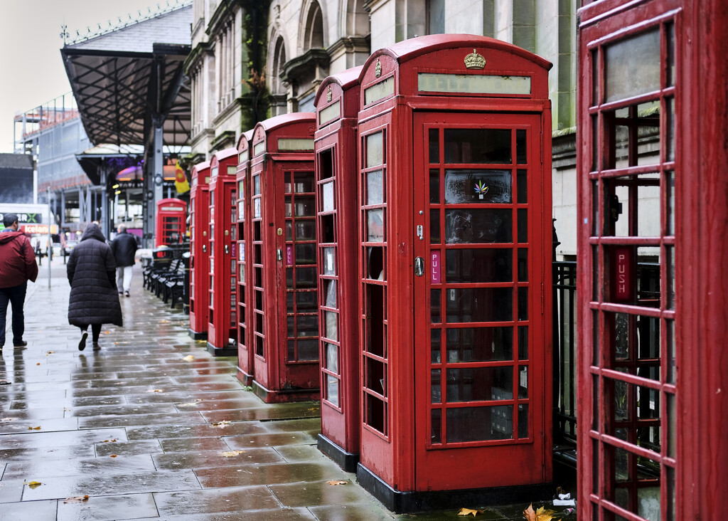 telephone boxes by kametty