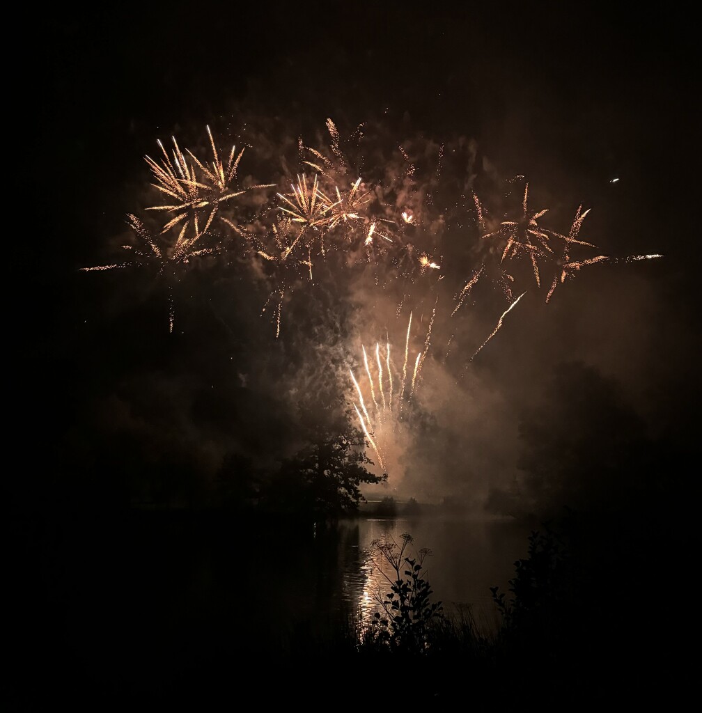 Fireworks  by jeremyccc
