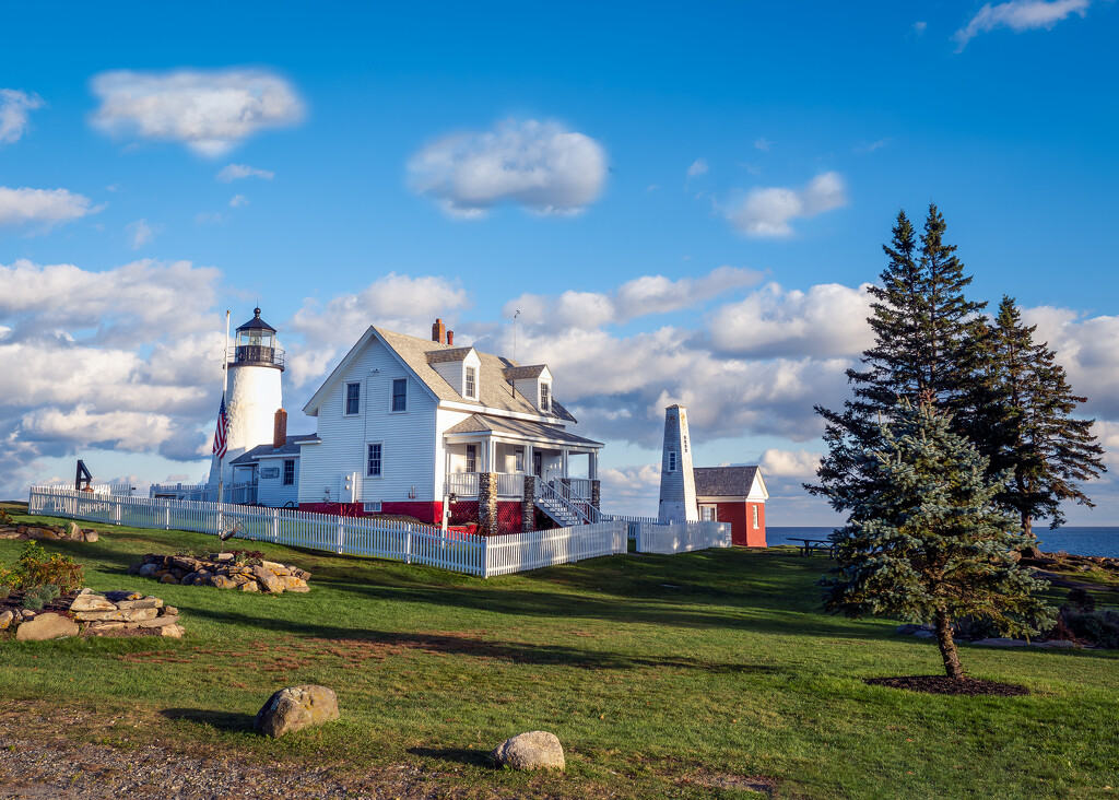 Pemaquid Point Lighthouse by rosiekerr