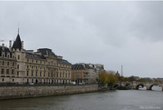 10th Nov 2023 - rainy day in Paris 