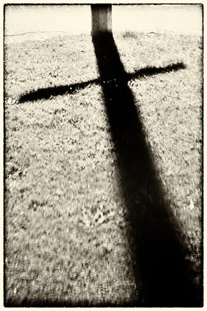 The Cross by helenw2