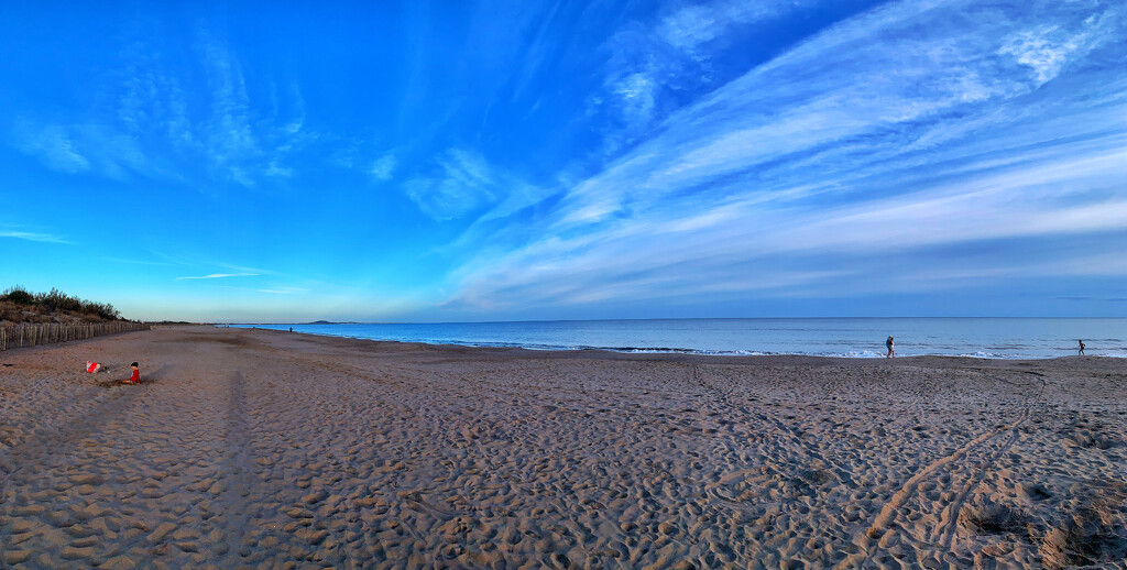 Empty beach.  by cocobella