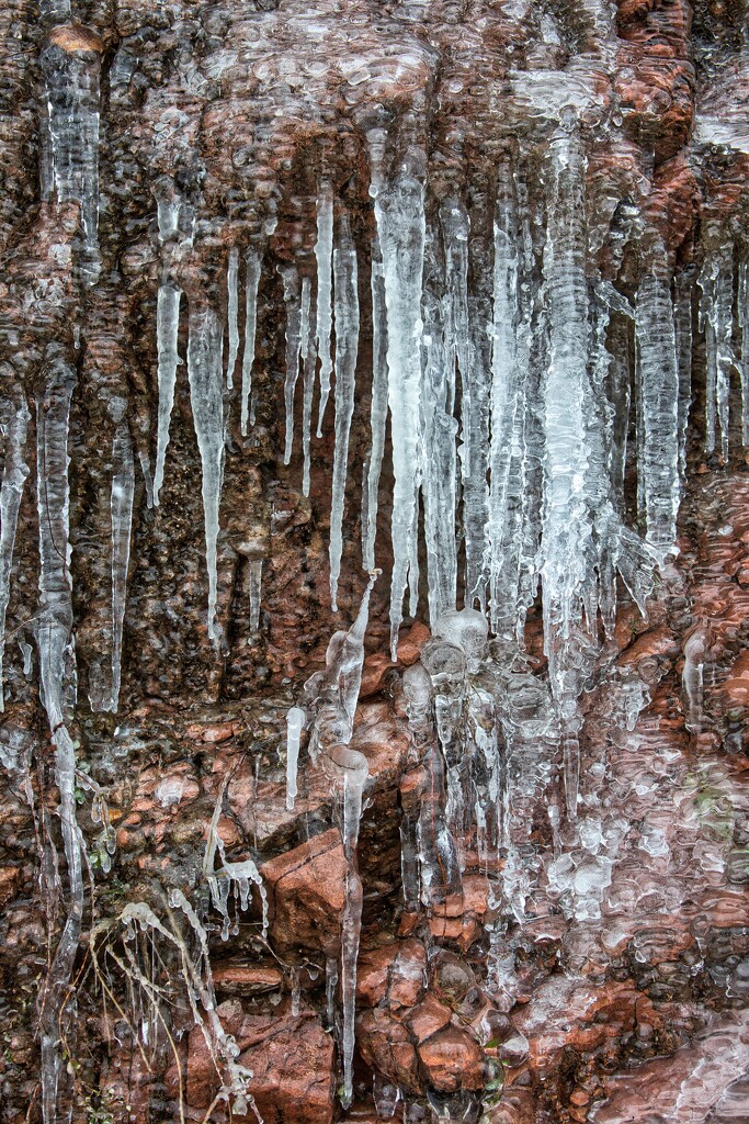 Icicles by okvalle