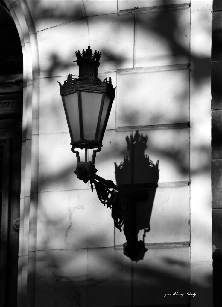 Facade lamp, in daylight by kork