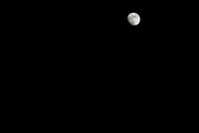 24th Nov 2023 - Moon and trying for Jupiter 