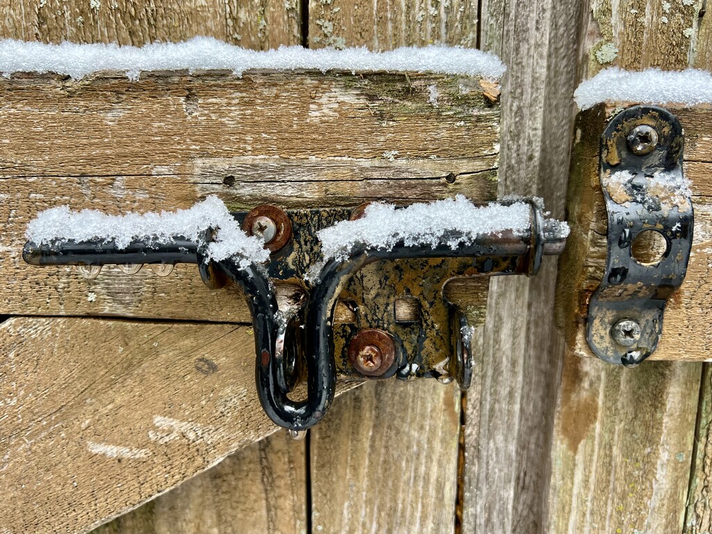 snow and a little rust… by amyk