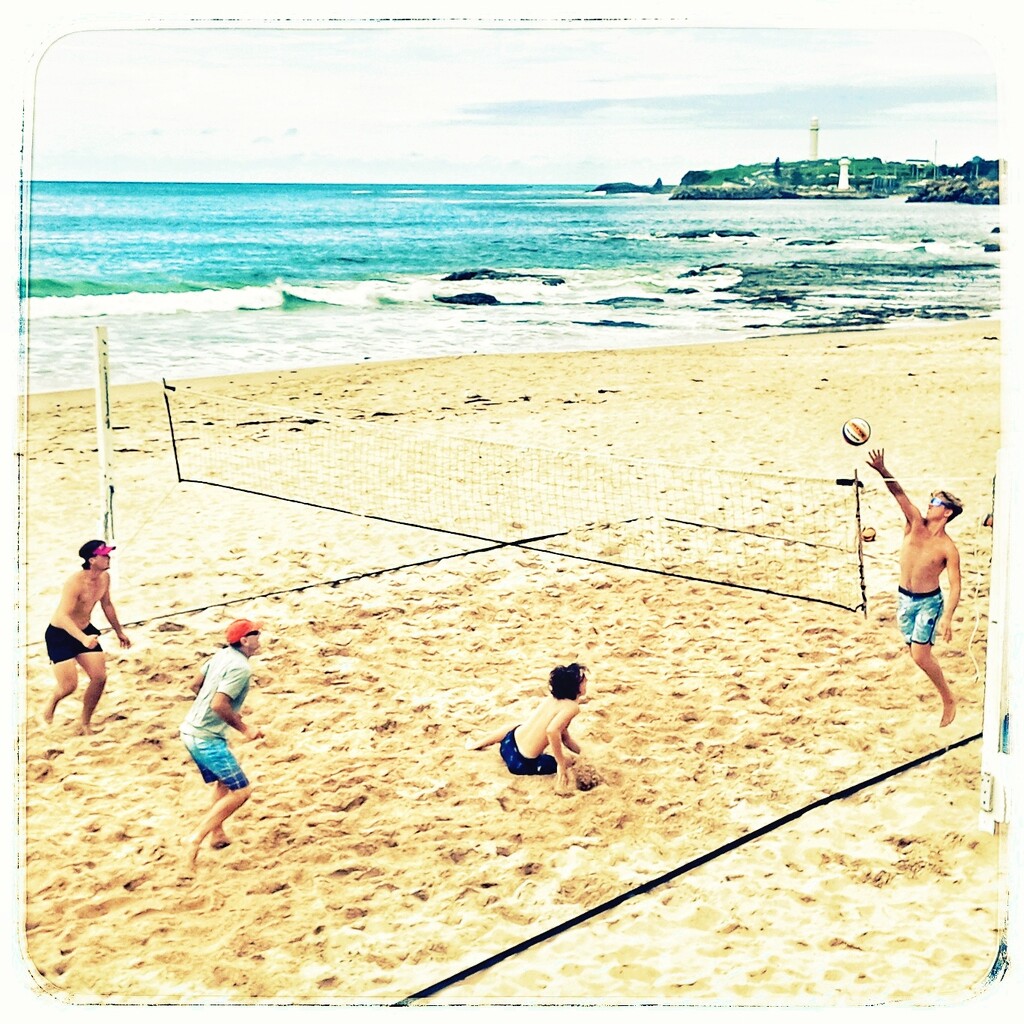 Beach Volleyball by aq21