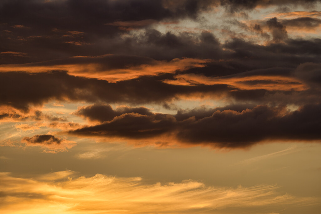 Clouds at sunset by dkbarnett