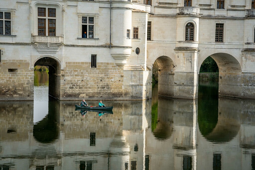 Canoeing Chenonceau by pusspup