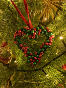 22nd Dec 2023 - New heart ornament. 