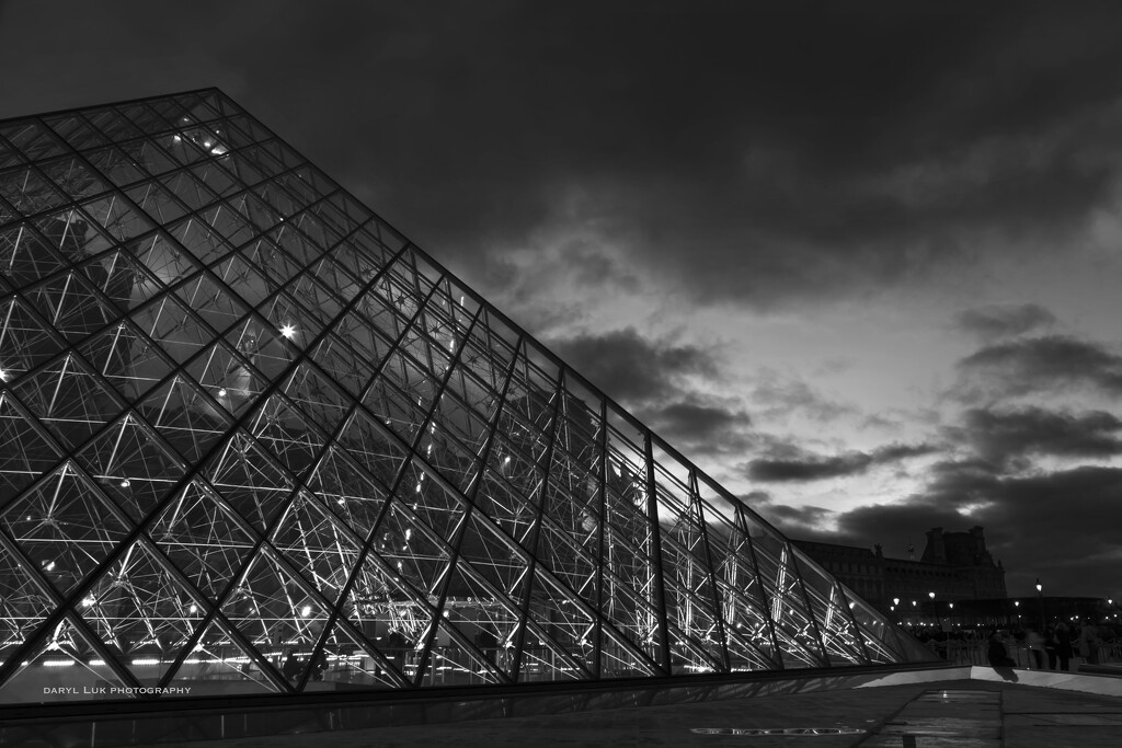 D357 Louvre in the Sunset [count down 9 days] by darylluk