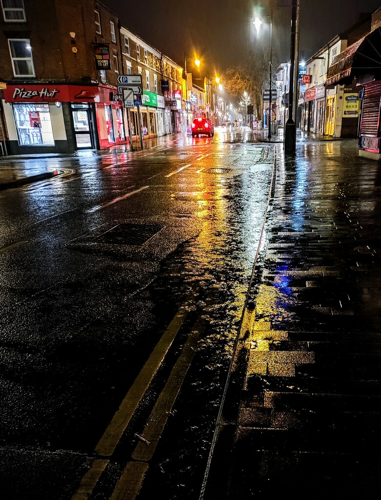 Rainy night in Beeston  by boxplayer